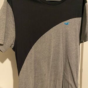 Hollister Black and Gray Short Sleeve Tee